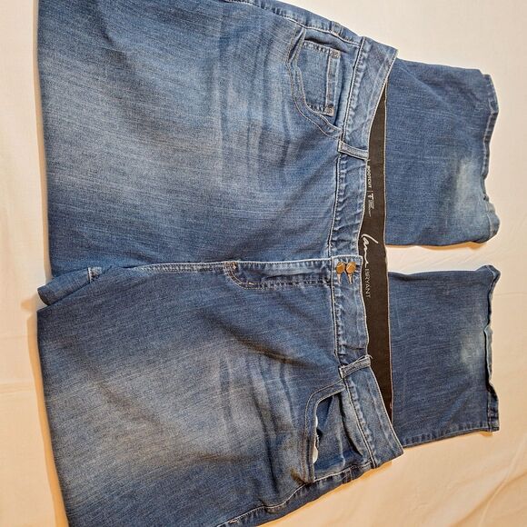 Lane Bryant Medium Acid Wash Tighter Tummy Technology Bootcut Jeans Size 28 - Picture 8 of 12